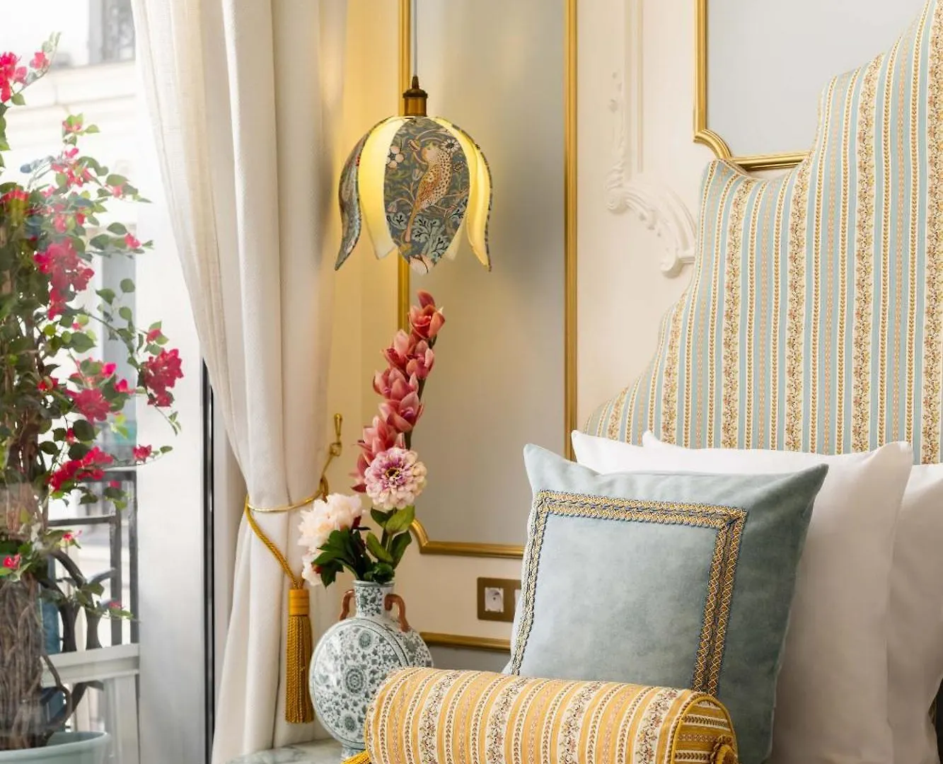 The Angelina Suite - Champs Elysees Paris 0*,  France